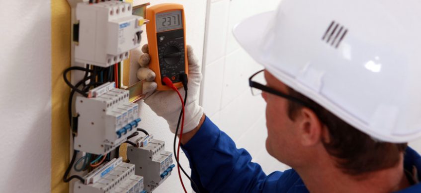 Importance Hiring Reliable Electrical Contractor